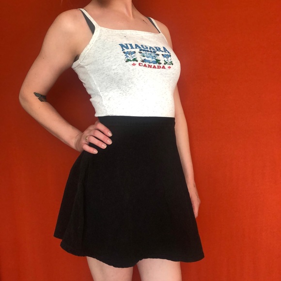 American Apparel black corduroy skater skirt - Picture 1 of 4